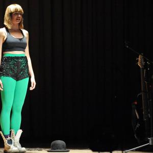 Fotografía de III festival internacional de Teatro Universitario: Zwölf - Aula de teatro de la UGR