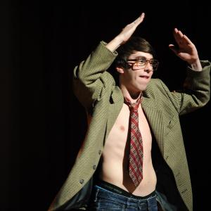Fotografía de III festival internacional de Teatro Universitario: Zwölf - Aula de teatro de la UGR
