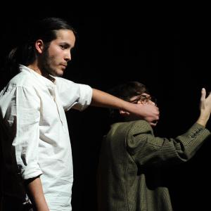 Fotografía de III festival internacional de Teatro Universitario: Zwölf - Aula de teatro de la UGR