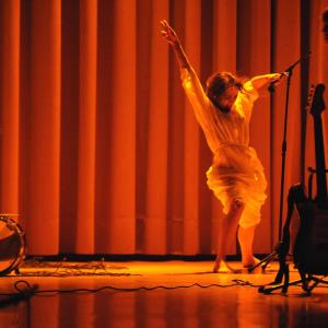 Fotografía de III festival internacional de Teatro Universitario: Zwölf - Aula de teatro de la UGR