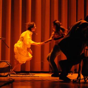 Fotografía de III festival internacional de Teatro Universitario: Zwölf - Aula de teatro de la UGR