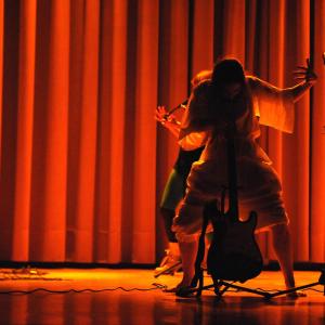 Fotografía de III festival internacional de Teatro Universitario: Zwölf - Aula de teatro de la UGR