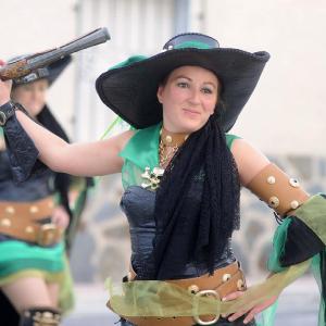 Fotografía de Desfiles de Moros y Cristianos (galería 2) - Comparsas de moros y cristianos de Cúllar