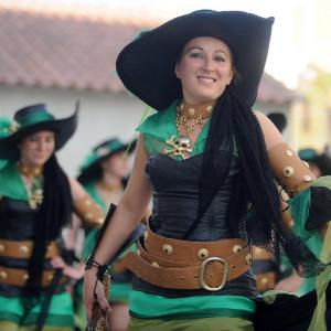 Fotografía de Desfiles de Moros y Cristianos (galería 2) - Comparsas de moros y cristianos de Cúllar