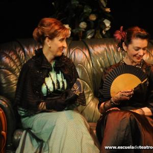 Fotografía de Escuela de Teatro de Granada: El Abanico  de Lady Windermere - Escuela de Teatro de Granada