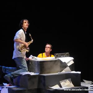 Fotografía de Escuela de Teatro de Granada: El cuerno - Escuela de Teatro de Granada