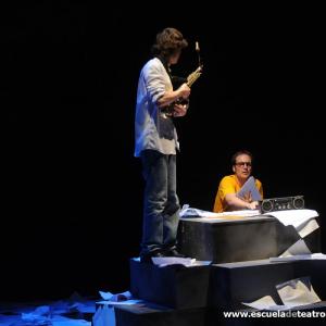 Fotografía de Escuela de Teatro de Granada: El cuerno - Escuela de Teatro de Granada