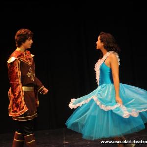 Fotografía de Escuela de teatro de Granada: Le banquet de Barbeblue - Escuela de Teatro de Granada