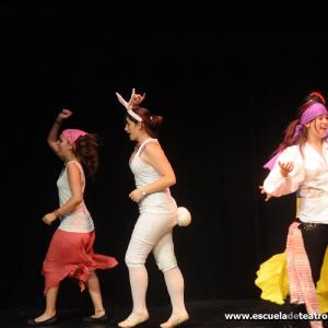 Fotografía de Escuela de teatro de Granada: Des-cuentos clásicos - Escuela de Teatro de Granada