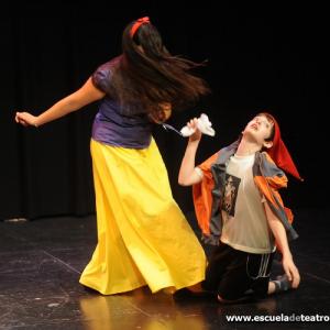 Fotografía de Escuela de teatro de Granada: Des-cuentos clásicos - Escuela de Teatro de Granada