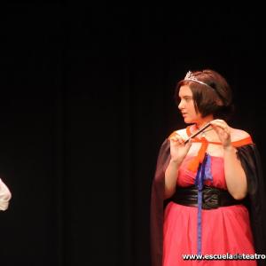 Fotografía de Escuela de teatro de Granada: Des-cuentos clásicos - Escuela de Teatro de Granada