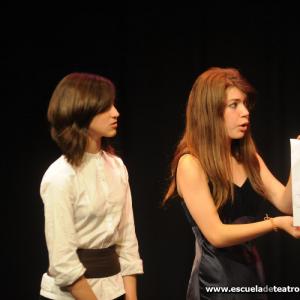 Fotografía de Escuela de teatro de Granada: Des-cuentos clásicos - Escuela de Teatro de Granada