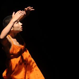 Fotografía de Ensayo Almaa - Conservatorio de Danza