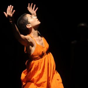 Fotografía de Ensayo Almaa - Conservatorio de Danza