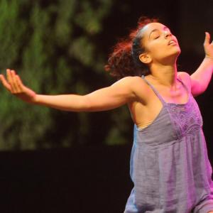 Fotografía de Ensayo Almaa - Conservatorio de Danza