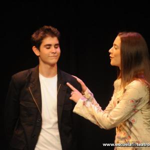 Fotografía de Escuela de Teatro de Granada: Amarillo Moliere - Escuela de Teatro de Granada