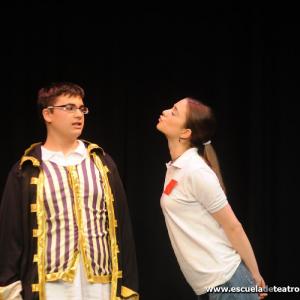Fotografía de Escuela de Teatro de Granada: Amarillo Moliere - Escuela de Teatro de Granada