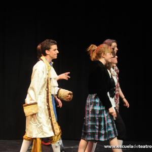 Fotografía de Escuela de Teatro de Granada: Amarillo Moliere - Escuela de Teatro de Granada