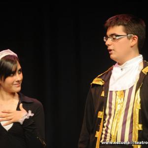 Fotografía de Escuela de Teatro de Granada: Amarillo Moliere - Escuela de Teatro de Granada