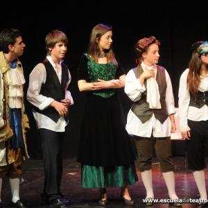 Fotografía de Escuela de Teatro de Granada: Amarillo Moliere - Escuela de Teatro de Granada