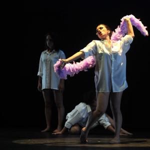 Fotografía de Talleres Danza contemporánea - Conservatorio de Danza