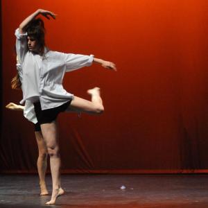 Fotografía de Talleres Danza contemporánea - Conservatorio de Danza