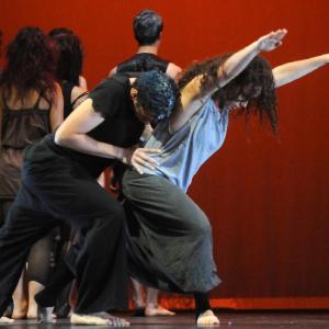 Fotografía de Talleres Danza contemporánea - Conservatorio de Danza