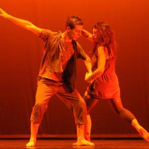 Fotografía de Talleres Danza contemporánea - Conservatorio de Danza