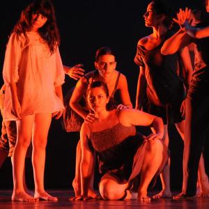 Fotografía de Talleres Danza contemporánea - Conservatorio de Danza