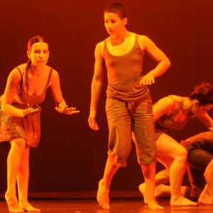 Fotografía de Talleres Danza contemporánea - Conservatorio de Danza