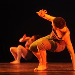 Fotografía de Talleres Danza contemporánea - Conservatorio de Danza