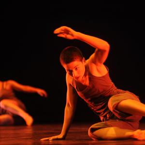 Fotografía de Talleres Danza contemporánea - Conservatorio de Danza