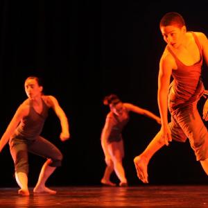 Fotografía de Talleres Danza contemporánea - Conservatorio de Danza