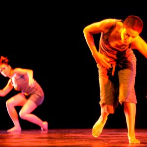 Fotografía de Talleres Danza contemporánea - Conservatorio de Danza