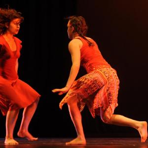 Fotografía de Talleres Danza contemporánea - Conservatorio de Danza