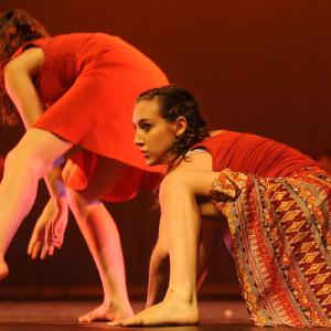 Fotografía de Talleres Danza contemporánea - Conservatorio de Danza