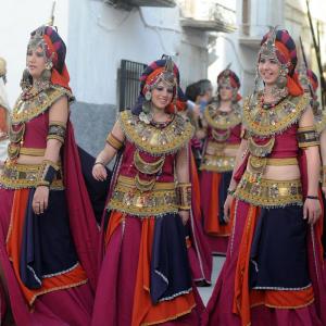 Fotografía de Desfiles de Moros y Cristianos en Cúllar - Comparsas de moros y cristianos de Cúllar