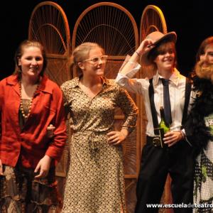 Fotografía de Escuela de Teatro de Granada: Tres sombreros de copa - Escuela de Teatro de Granada