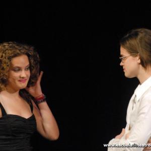Fotografía de Escuela de Teatro de Granada: Parada y sorpresa - Escuela de Teatro de Granada