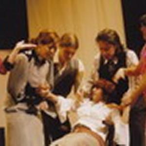 Fotografía de Rinoceronte de Ionescu - Escuela de Teatro de Granada